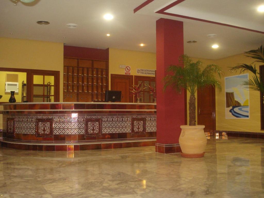 Hotel San Vicente - Centro Playa Conil De La Frontera Exterior foto