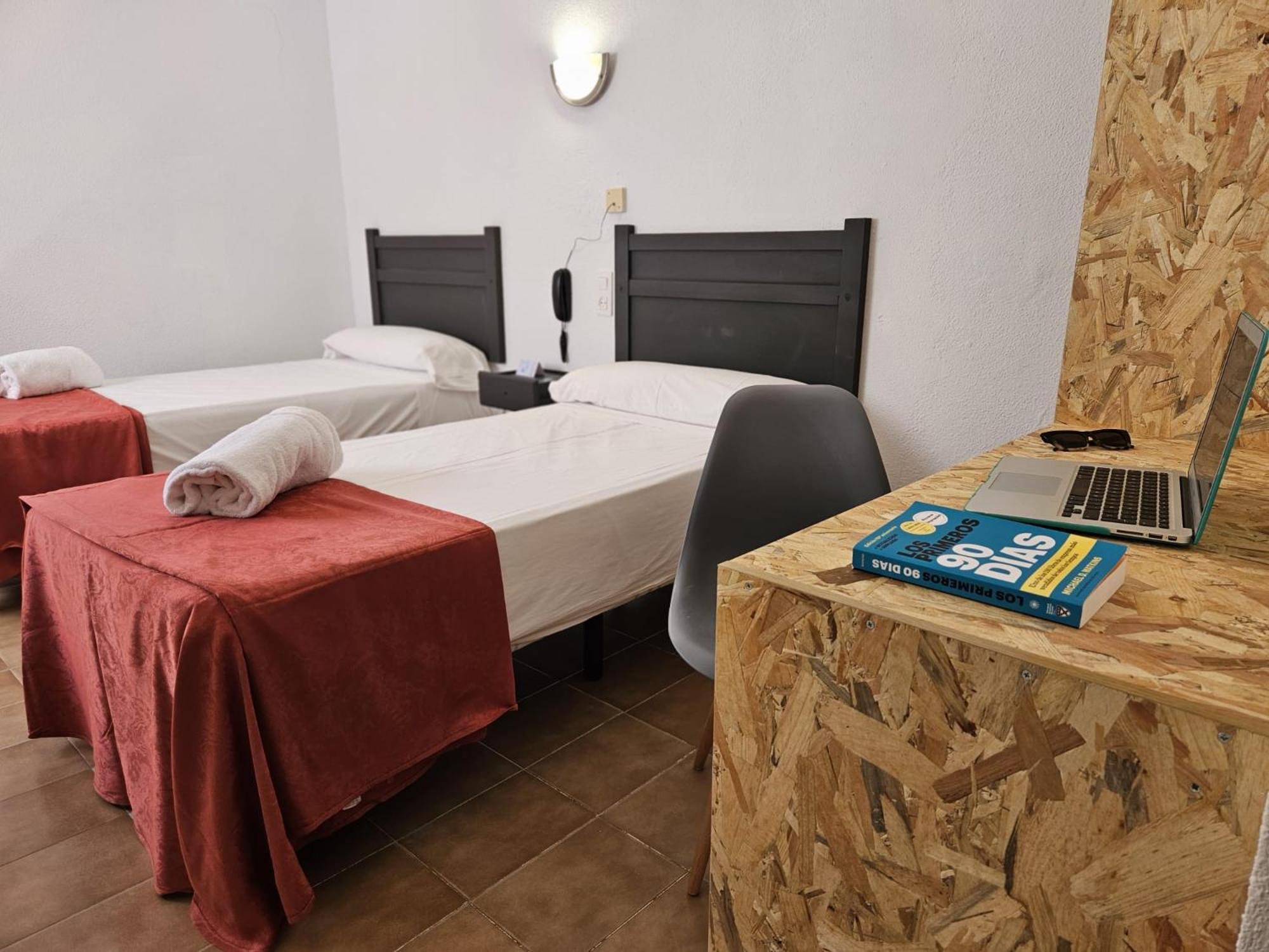 Hotel San Vicente - Centro Playa Conil De La Frontera Zimmer foto